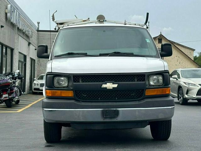 2014 Chevrolet Express Cargo Van RWD 2500 135" - 23073524 - 17