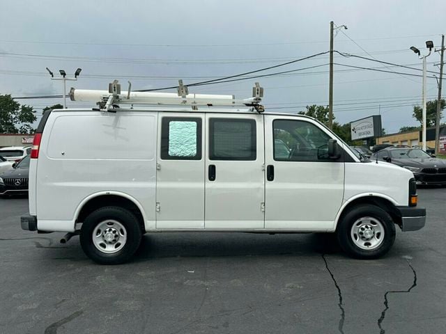 2014 Chevrolet Express Cargo Van RWD 2500 135" - 23073524 - 22