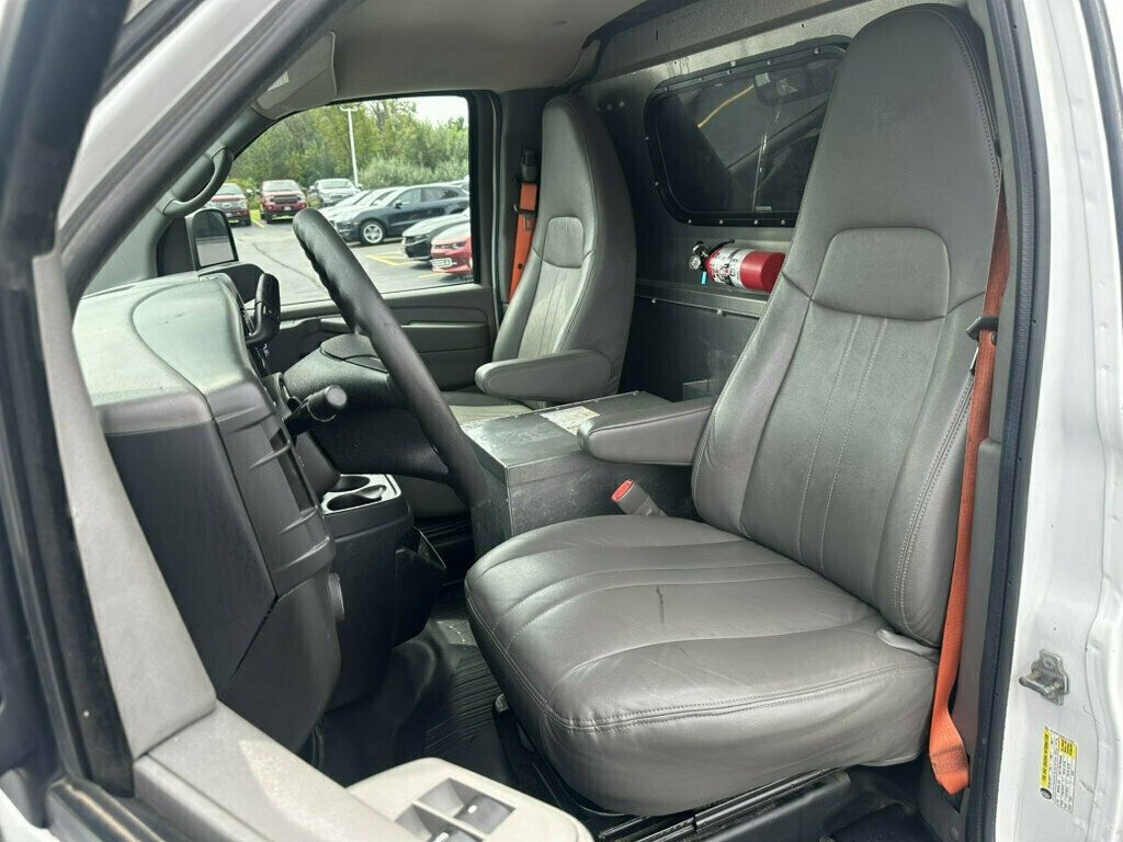 2014 Chevrolet Express Cargo Van RWD 2500 135" - 23073524 - 23