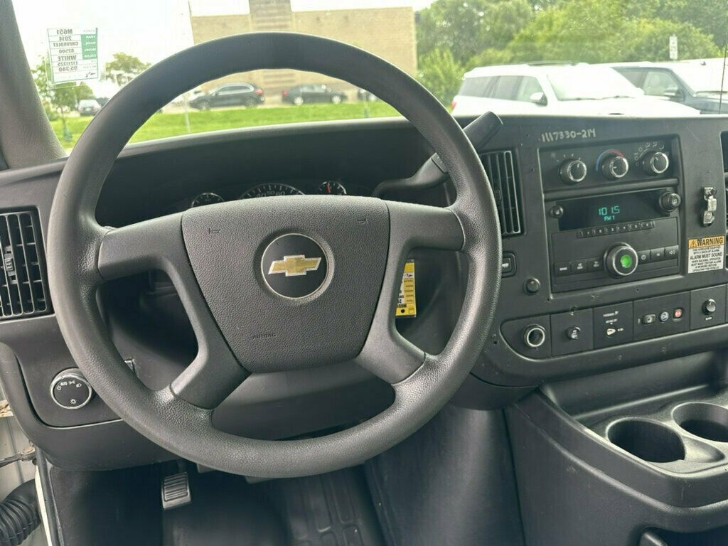 2014 Chevrolet Express Cargo Van RWD 2500 135" - 23073524 - 25