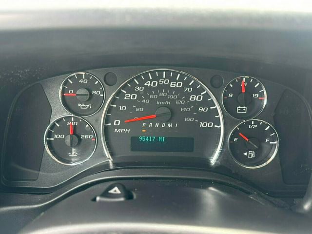2014 Chevrolet Express Cargo Van RWD 2500 135" - 23073524 - 29