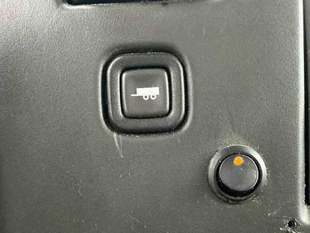 2014 Chevrolet Express Cargo Van RWD 2500 135" - 23073524 - 35