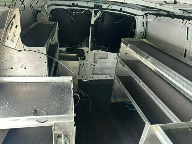 2014 Chevrolet Express Cargo Van RWD 2500 135" - 23073524 - 6