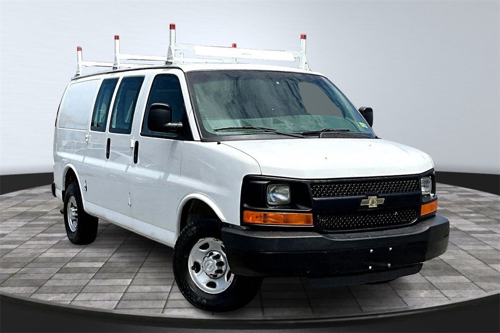 2014 Chevrolet Express Cargo Van 3500 photo 3