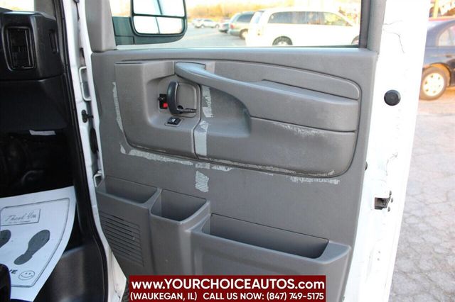 2014 Chevrolet Express Cargo Van RWD 3500 155" - 22710218 - 17