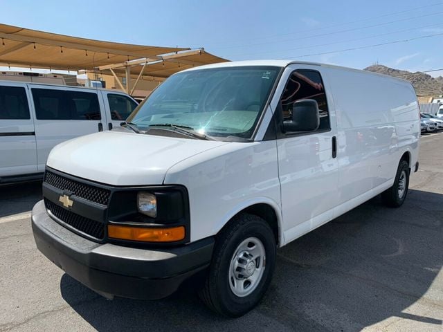 2014 Chevrolet Express Cargo Van RWD 3500 V8 - 22536496 - 24