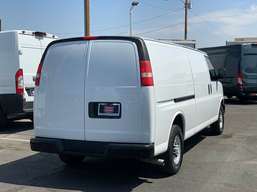 2014 Chevrolet Express Cargo Van RWD 3500 V8 - 22536496 - 28