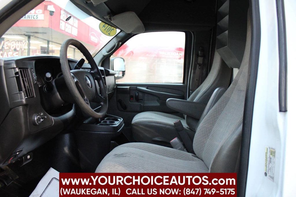 2014 Chevrolet Express Commercial Cutaway 3500 Van 139" - 22725499 - 9