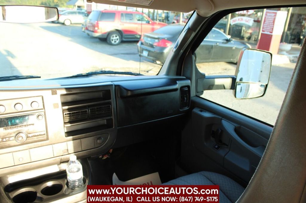 2014 Chevrolet Express Commercial Cutaway 3500 Van 159" - 22139023 - 19
