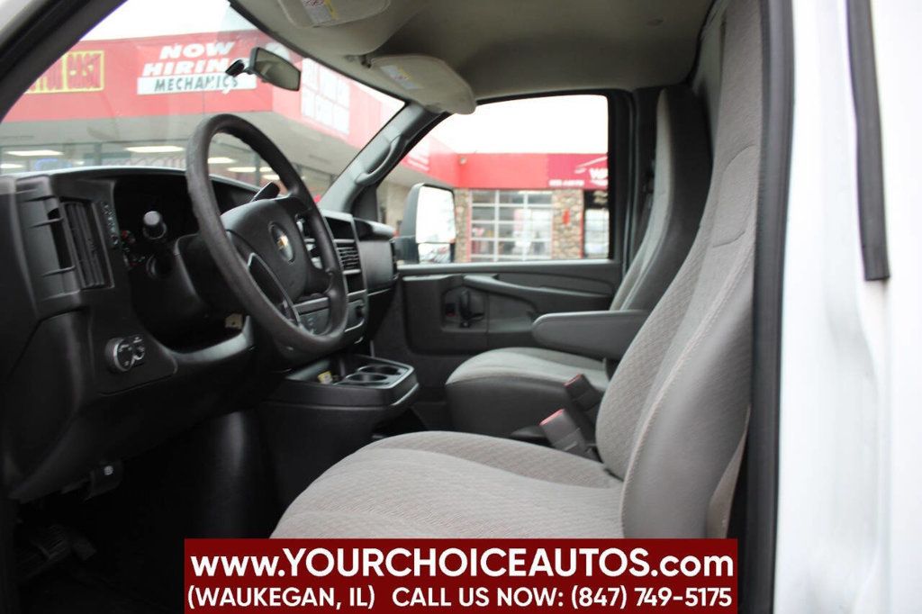 2014 Chevrolet Express Commercial Cutaway 3500 Van 159" - 22697389 - 9