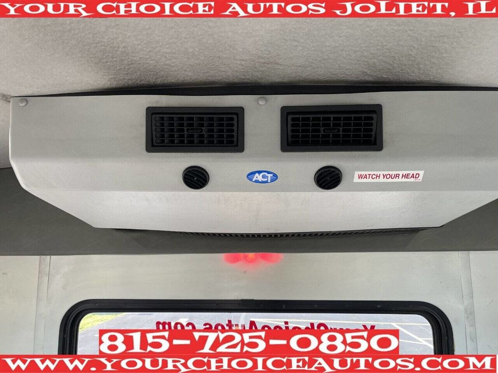 2014 Chevrolet Express Commercial Cutaway 4500 Van 177" Diesel - 22936436 - 29