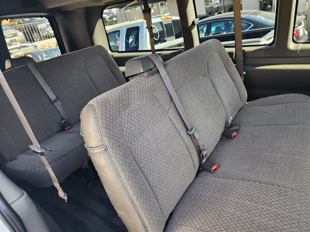 2014 Chevrolet Express Passenger RWD 1500 135" LS - 22828681 - 9