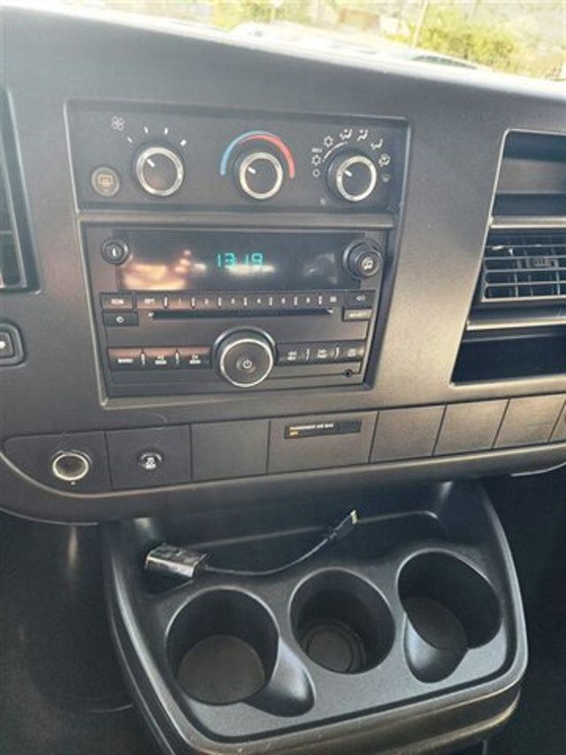 2014 Chevrolet Express Passenger RWD 1500 135" LS - 22828681 - 19