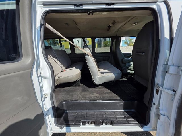 2014 Chevrolet Express Passenger RWD 1500 135" LT - 22906039 - 9