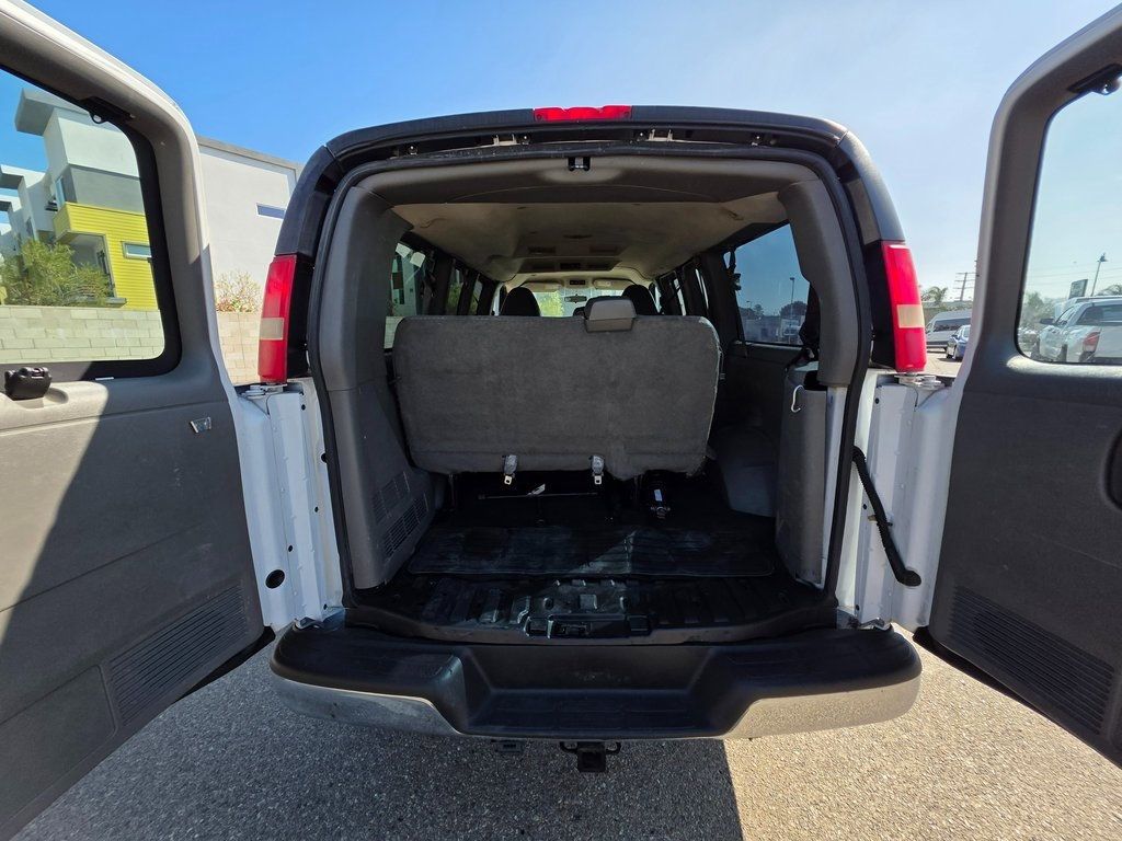 2014 Chevrolet Express Passenger RWD 1500 135" LT - 22906039 - 12