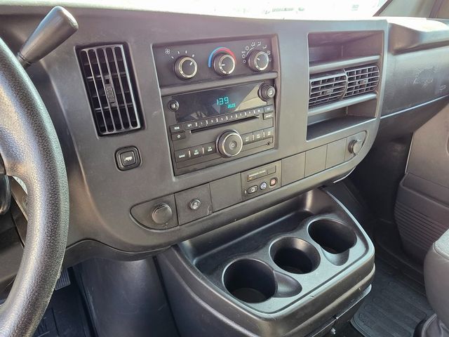 2014 Chevrolet Express Passenger RWD 1500 135" LT - 22906039 - 17