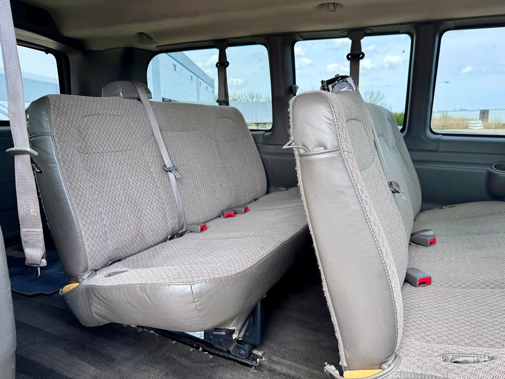 2014 Chevrolet Express Passenger RWD 1500 135" LT - 23033158 - 13