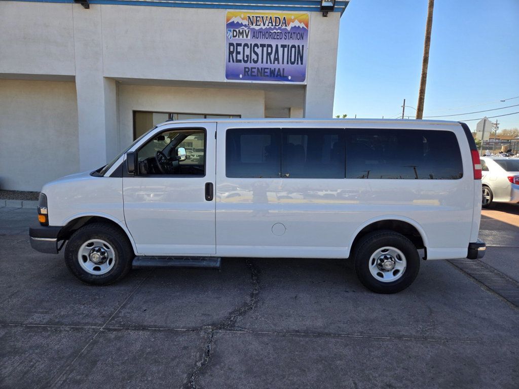 2014 Chevrolet Express Passenger RWD 2500 135" LT - 22894377 - 1