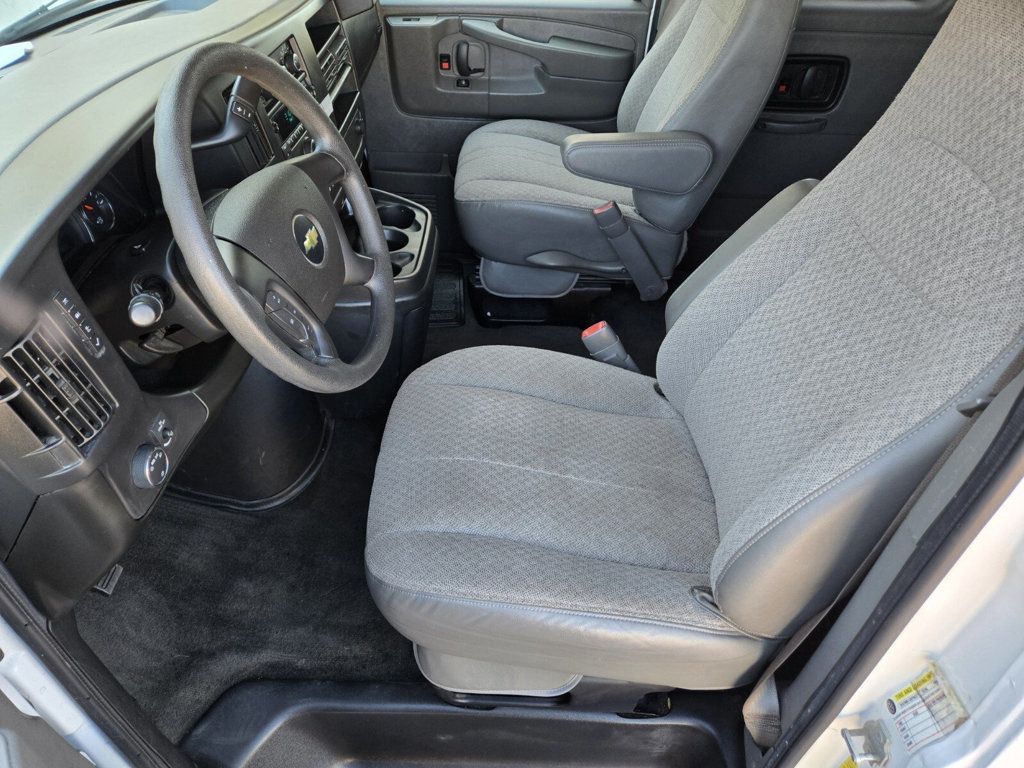 2014 Chevrolet Express Passenger RWD 2500 135" LT - 22894377 - 6