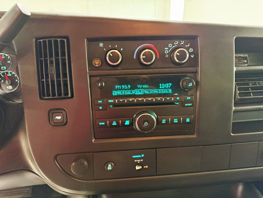 2014 Chevrolet Express Passenger RWD 3500 155" LS w/1LS - 22899717 - 13