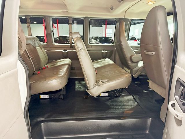 2014 Chevrolet Express Passenger RWD 3500 155" LS w/1LS - 22899717 - 21