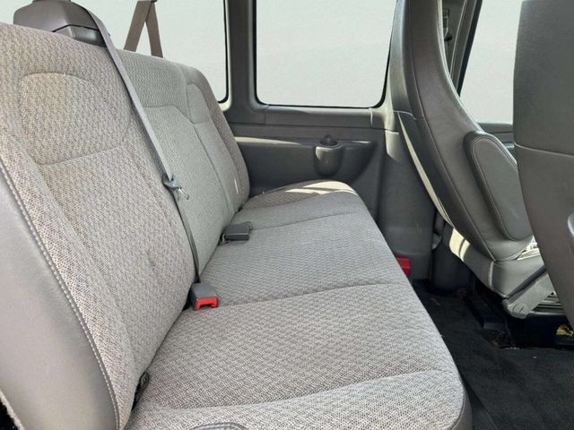2014 Chevrolet Express Passenger RWD 3500 155" LT w/1LT - 23045963 - 15
