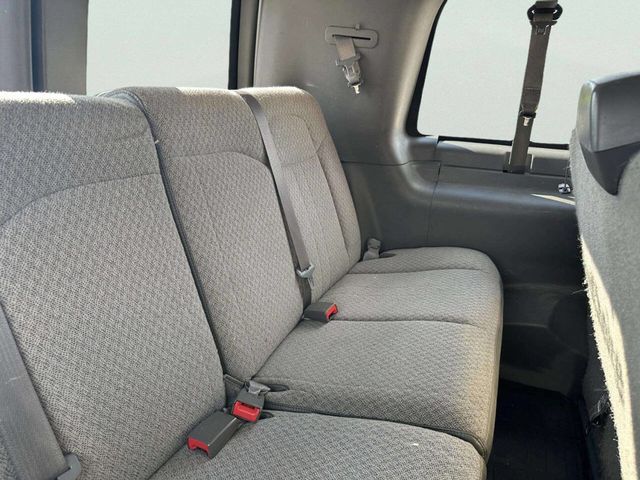 2014 Chevrolet Express Passenger RWD 3500 155" LT w/1LT - 23045963 - 17