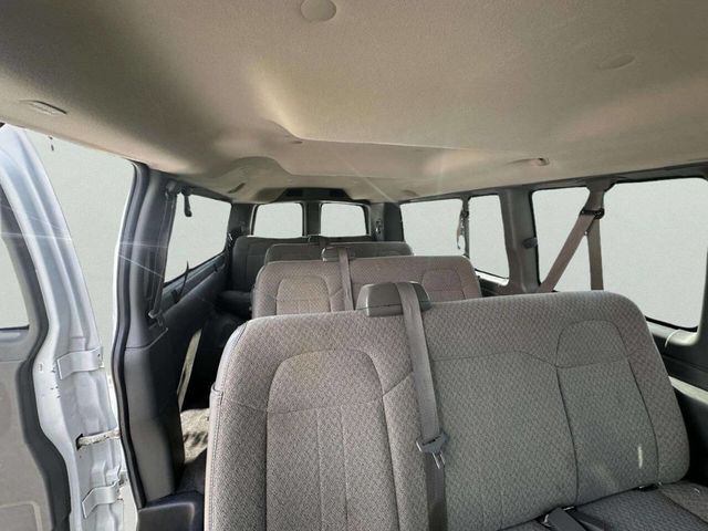 2014 Chevrolet Express Passenger RWD 3500 155" LT w/1LT - 23045963 - 20