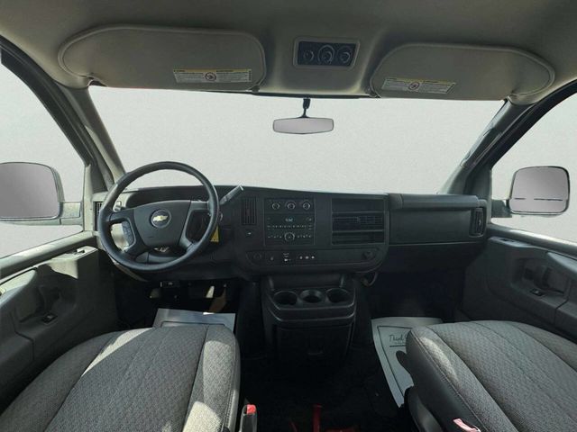 2014 Chevrolet Express Passenger RWD 3500 155" LT w/1LT - 23045963 - 21