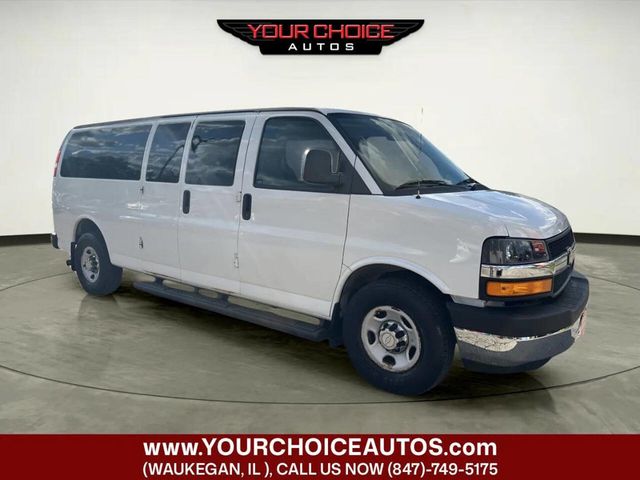 2014 Chevrolet Express Passenger RWD 3500 155" LT w/1LT - 23045963 - 5