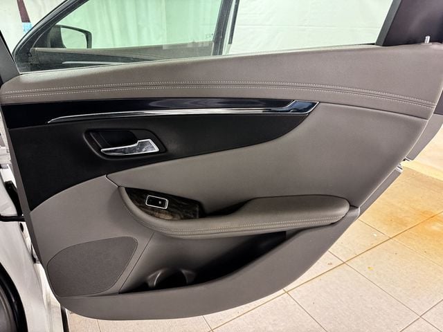 2014 Chevrolet Impala LT - 22946003 - 15