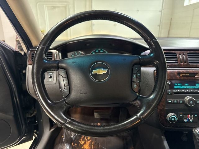 2014 Chevrolet Impala Limited 4dr Sedan LT - 23005410 - 10