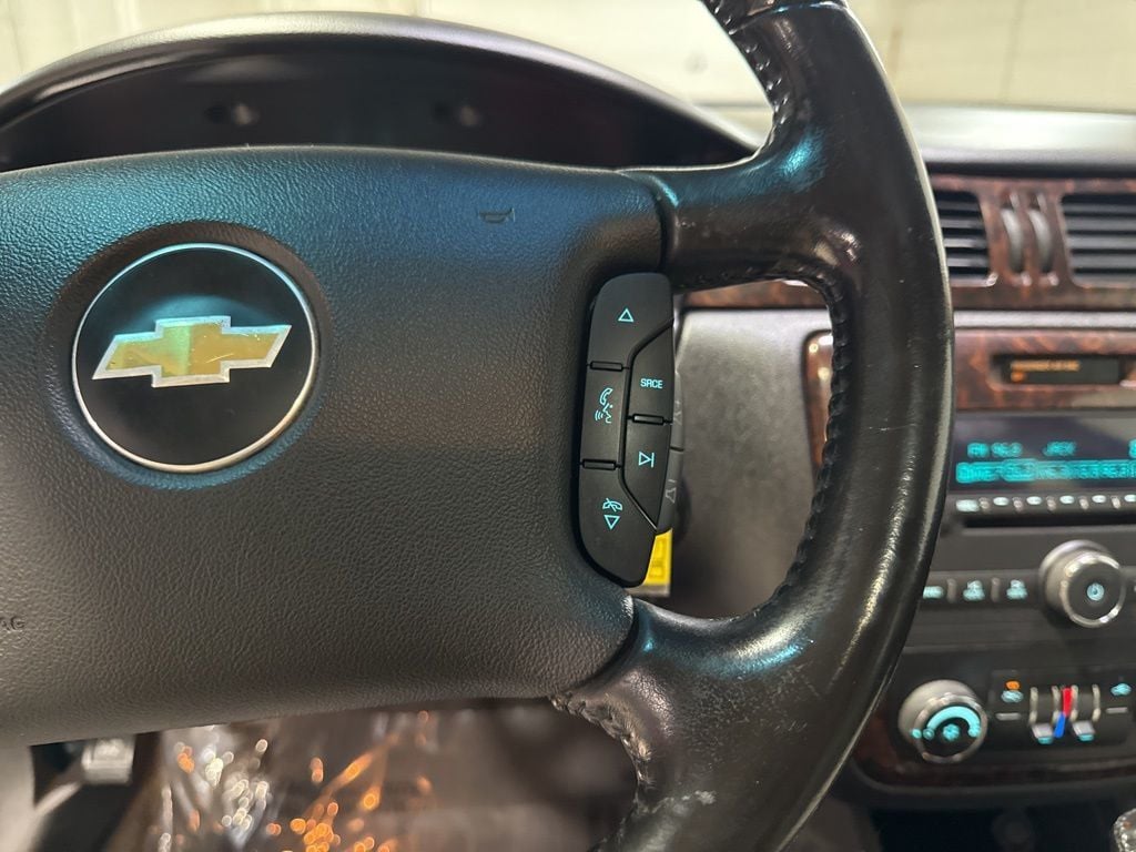 2014 Chevrolet Impala Limited 4dr Sedan LT - 23005410 - 11