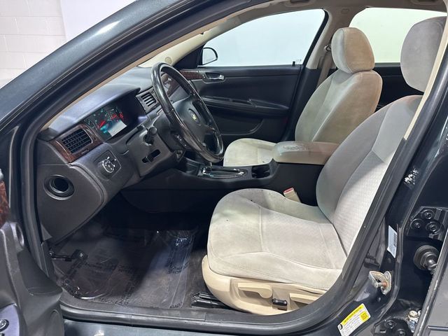 2014 Chevrolet Impala Limited 4dr Sedan LT - 23005410 - 18