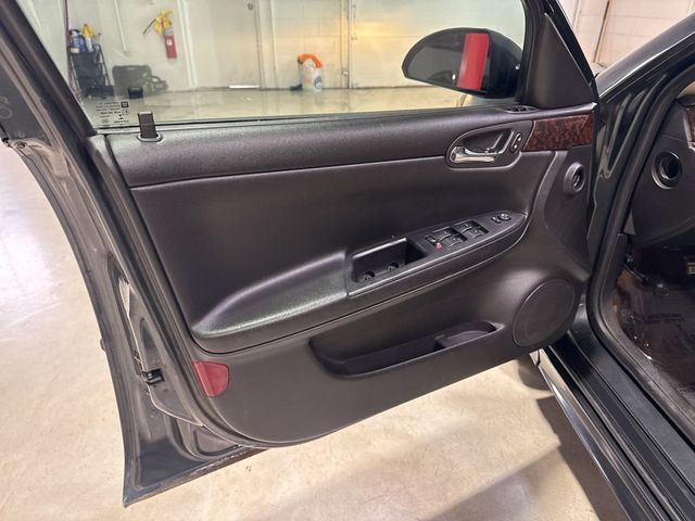 2014 Chevrolet Impala Limited 4dr Sedan LT - 23005410 - 24