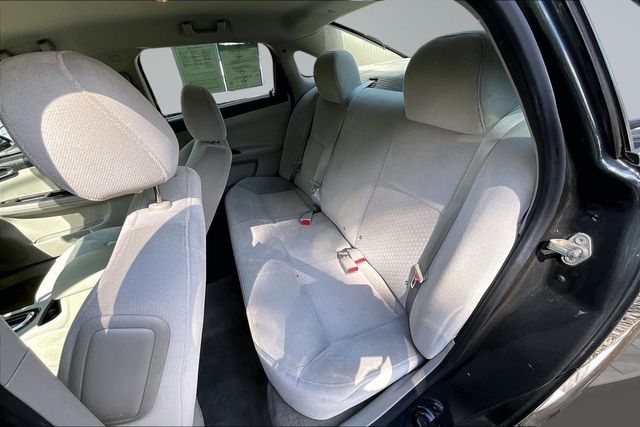 2014 Chevrolet Impala Limited 4dr Sedan LT - 23027695 - 17