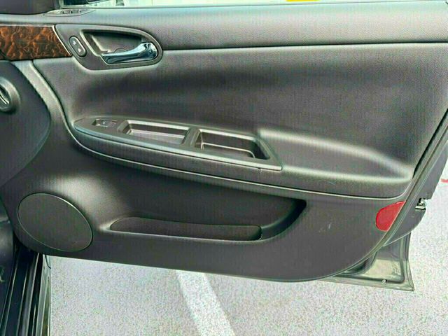 2014 Chevrolet Impala Limited One Owner  - 22647532 - 19