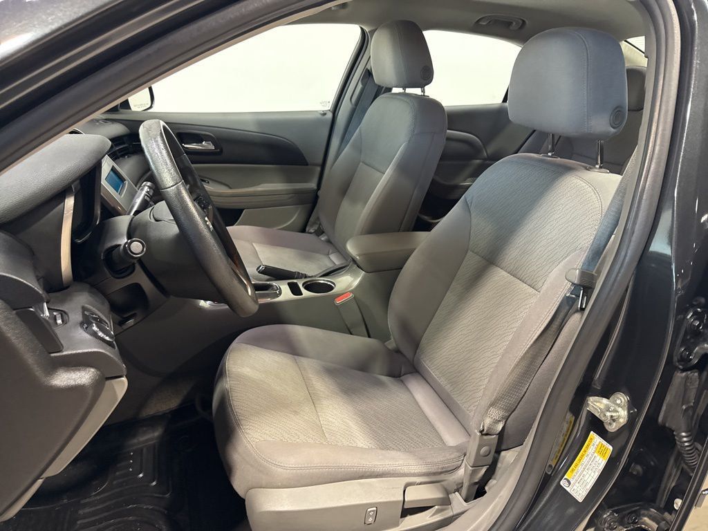 2014 Chevrolet Malibu 4dr Sedan LS w/1LS - 22975488 - 17