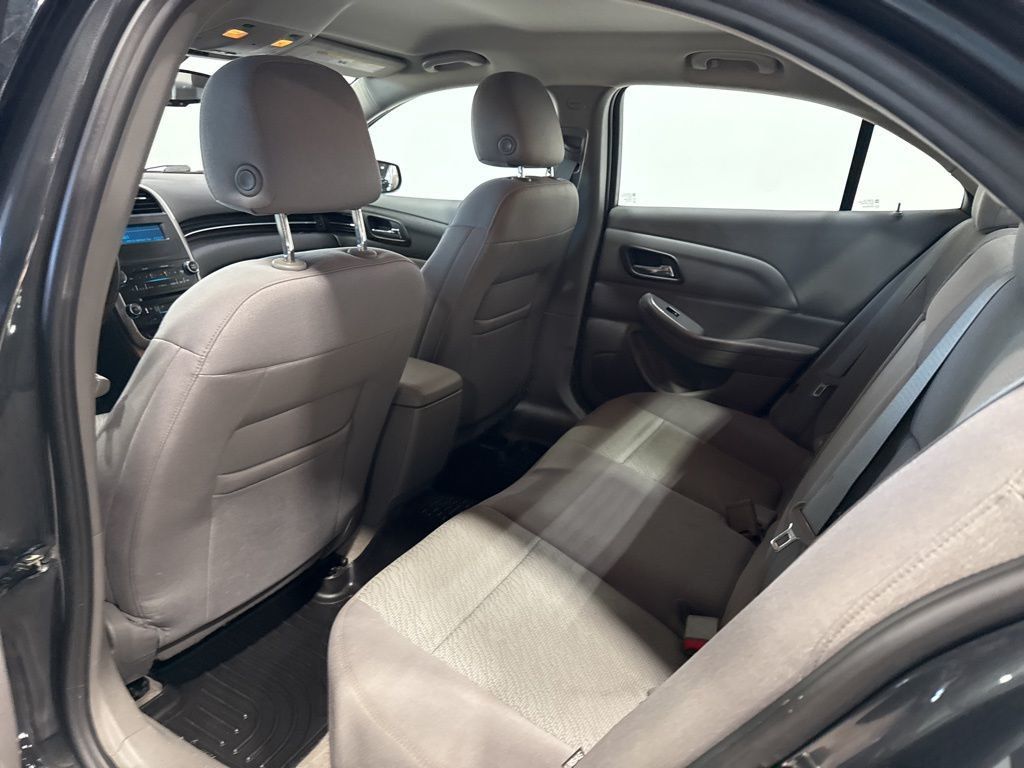 2014 Chevrolet Malibu 4dr Sedan LS w/1LS - 22975488 - 23
