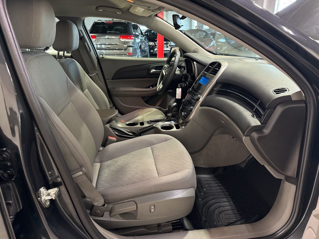 2014 Chevrolet Malibu 4dr Sedan LS w/1LS - 22975488 - 30