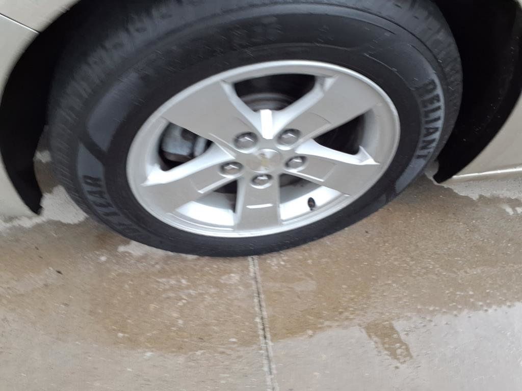 2014 Chevrolet Malibu LS - 22866611 - 4