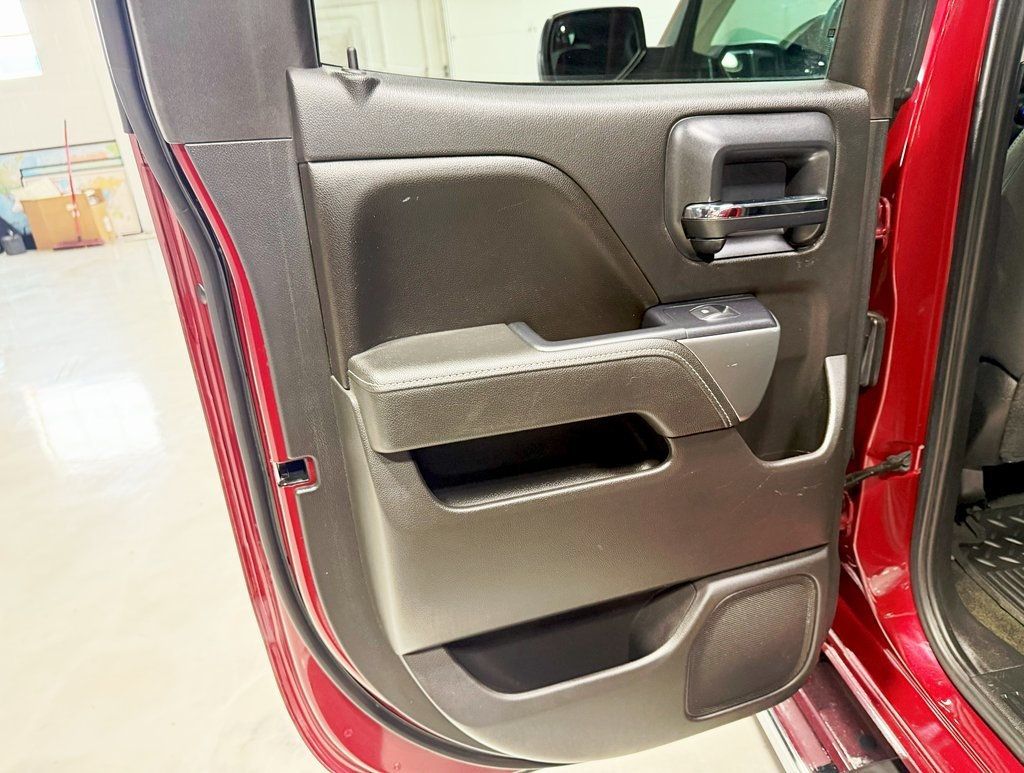 2014 Chevrolet Silverado 1500 photo 24