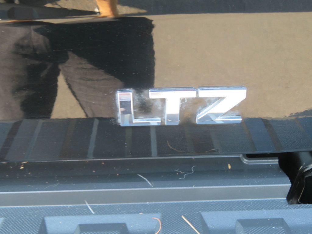 2014 Chevrolet Silverado 1500 LTZ photo 14