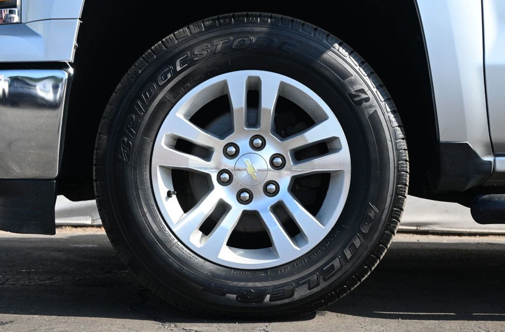 2014 Chevrolet Silverado 1500 LT photo 3