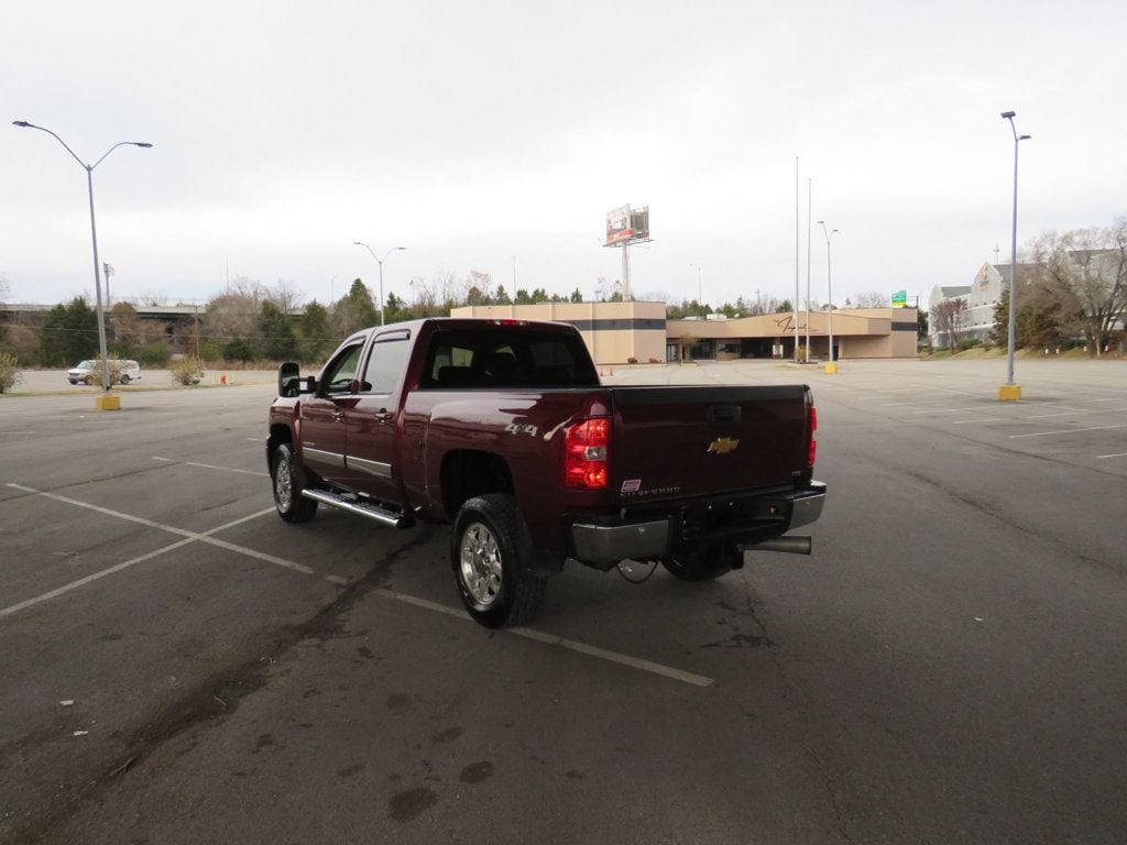 2014 Chevrolet Silverado 2500HD 4WD Crew Cab 153.7" LTZ - 22694684 - 7