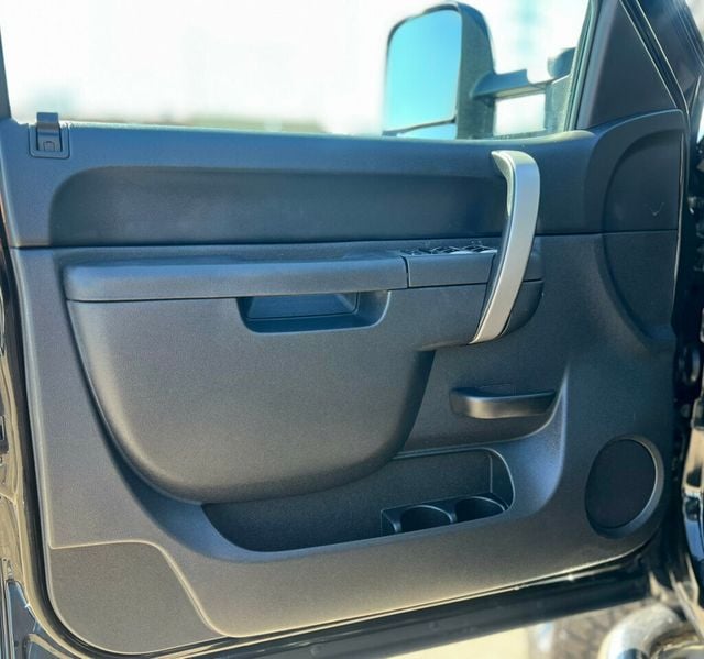 2014 Chevrolet Silverado 2500HD HEAVY DUTY LT - 22992678 - 14