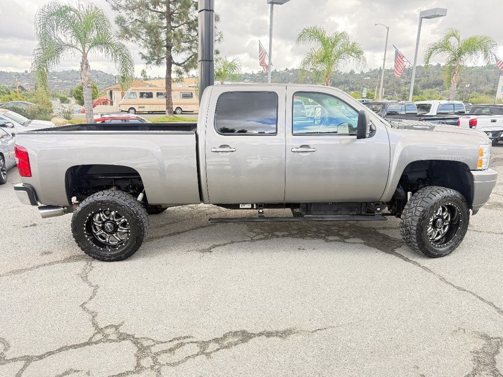2014 Chevrolet Silverado 2500HD LTZ - 22932755 - 9