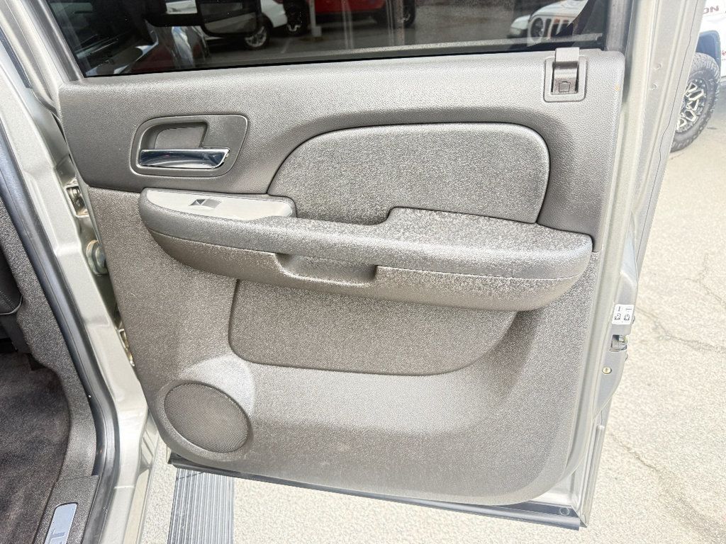 2014 Chevrolet Silverado 2500HD LTZ - 22932755 - 18