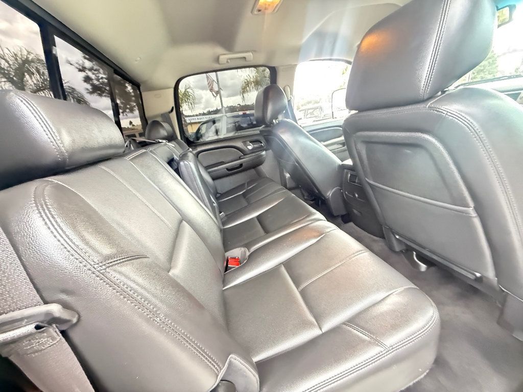 2014 Chevrolet Silverado 2500HD LTZ - 22932755 - 19