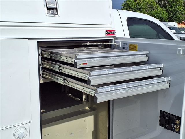 2014 Chevrolet Silverado 3500HD 2WD Reg Cab 133.7" Work Truck - 22910382 - 23